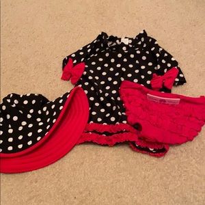 Euc rufflebutts swimsuit and sun hat